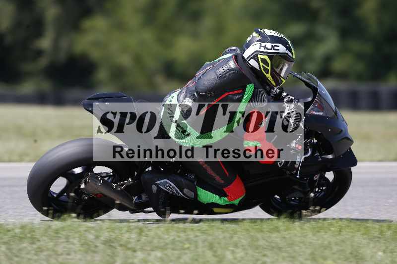 /44 09.08.2025 Plüss Moto Sport ADR/Freies Fahren/404